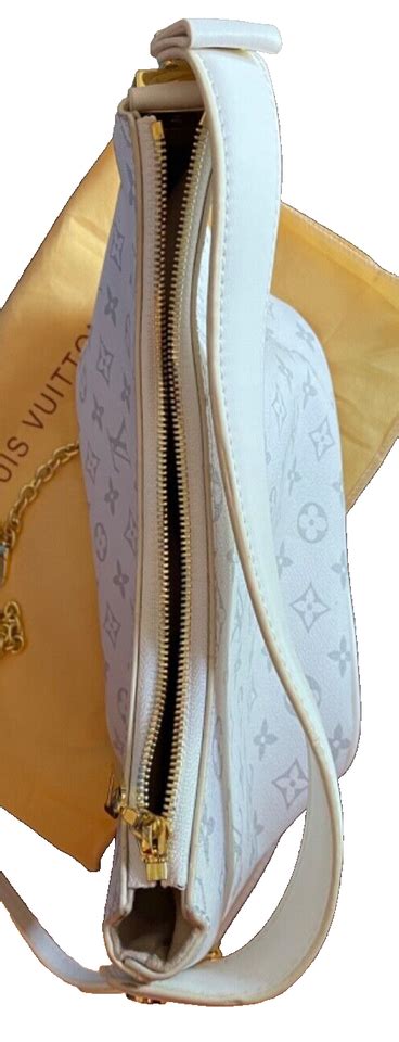 8015278 louis vuitton